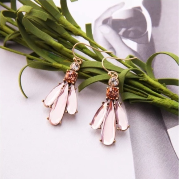 Jewelry - Rose Gold Teardrop Dangle Statement Earrings